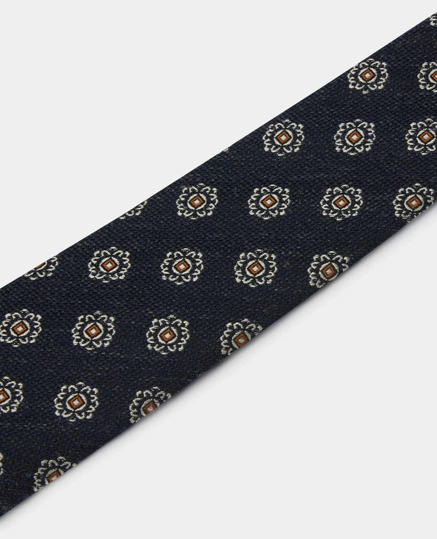 Geometric Design Tie