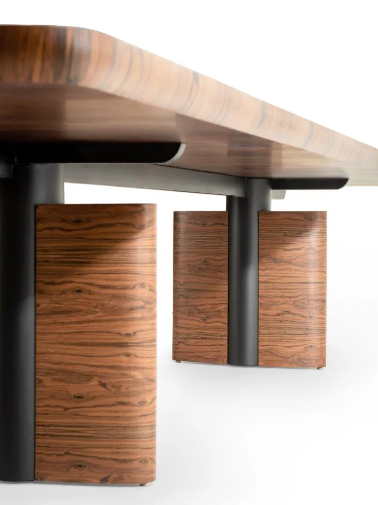 Manzana Dining Table