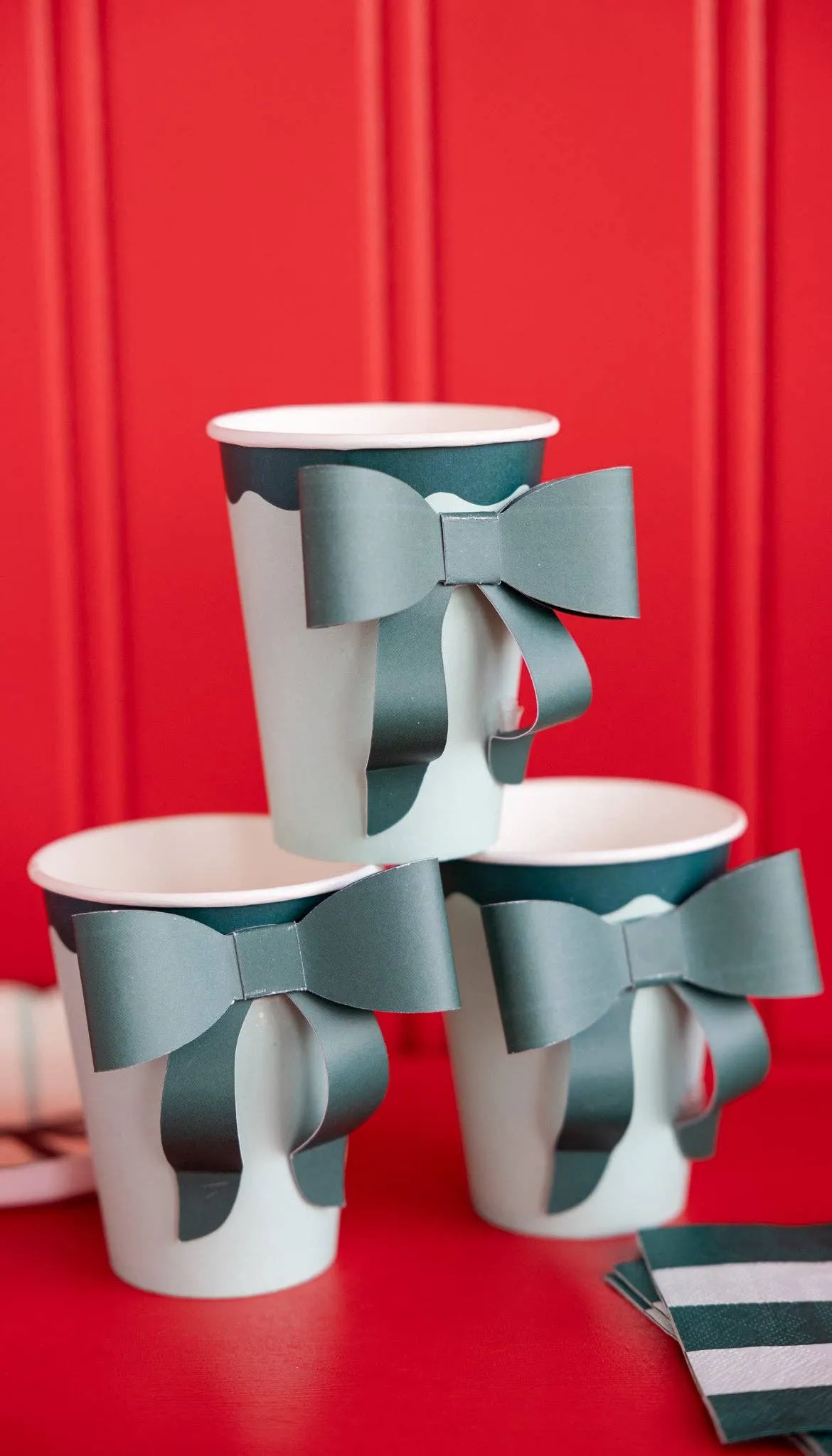 Mint & Green Bow Paper Cups