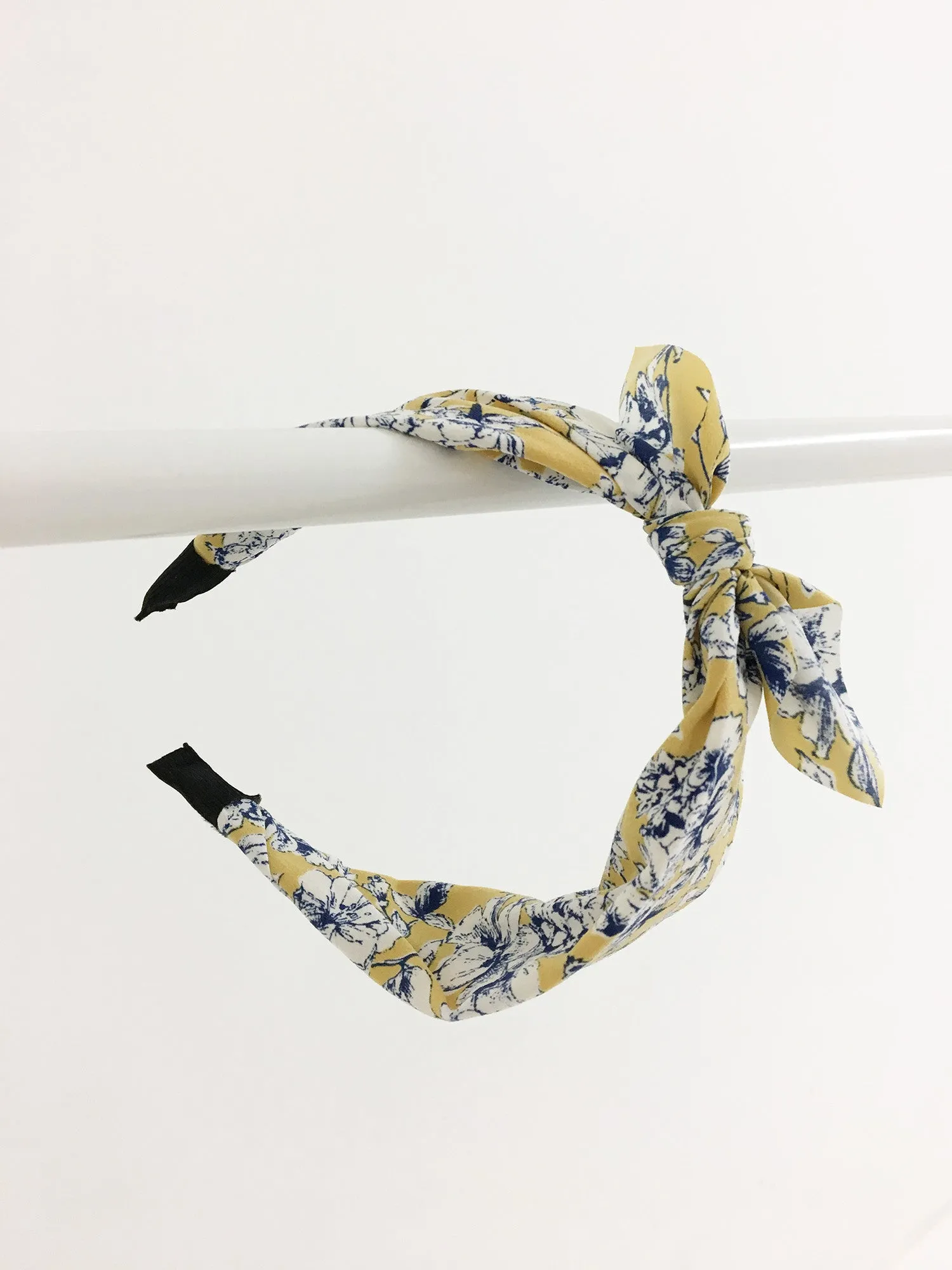 Tie Knot Fabric Headband